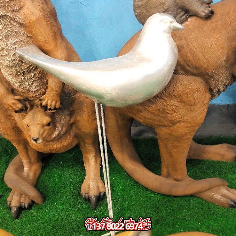 不銹鋼城市地標(biāo)雕塑--為景觀廣場增添點綴