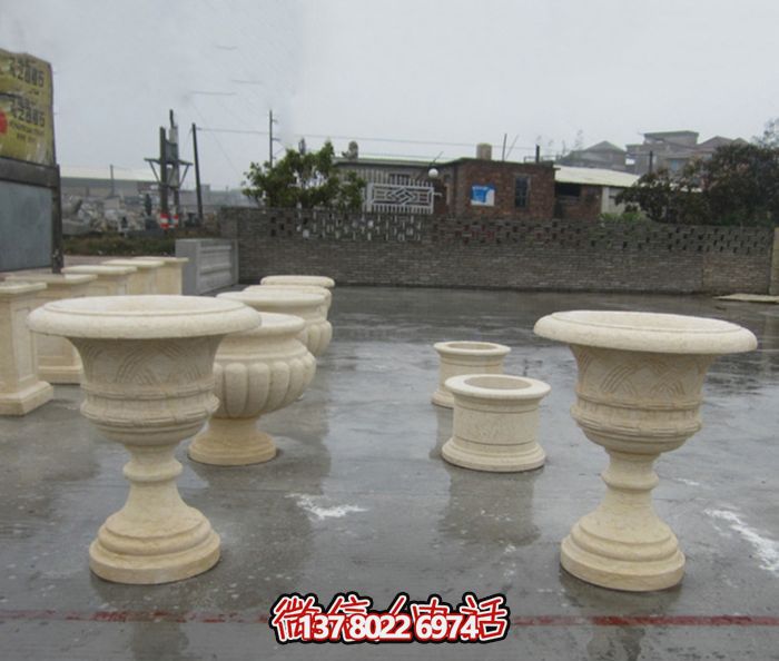 歐式石雕花盆，裝飾您的公園景觀