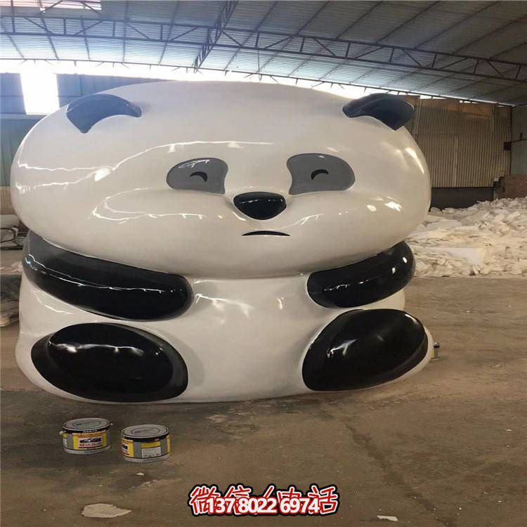 玻璃鋼雕塑熊貓公仔，環保卡通擺放裝飾商場