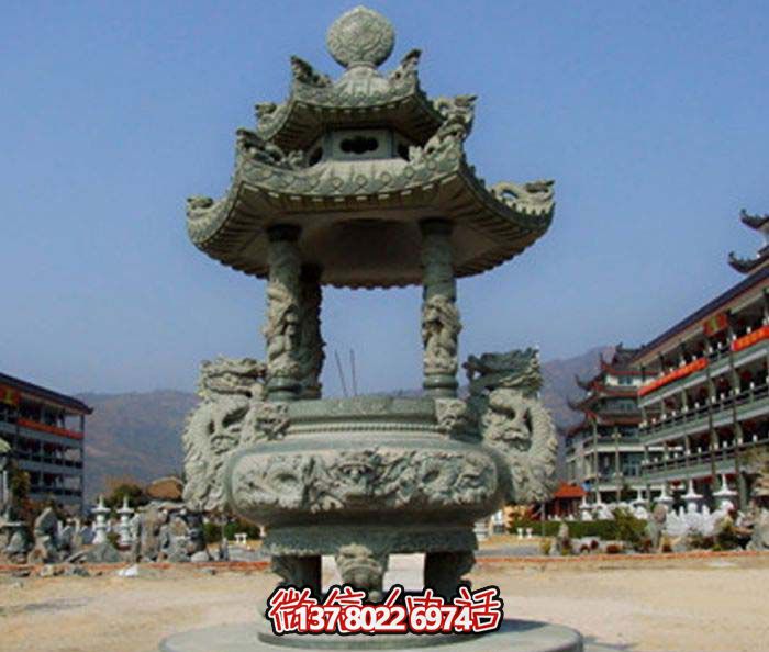 仿古寶蓋龍浮雕香爐，點綴景區廣場