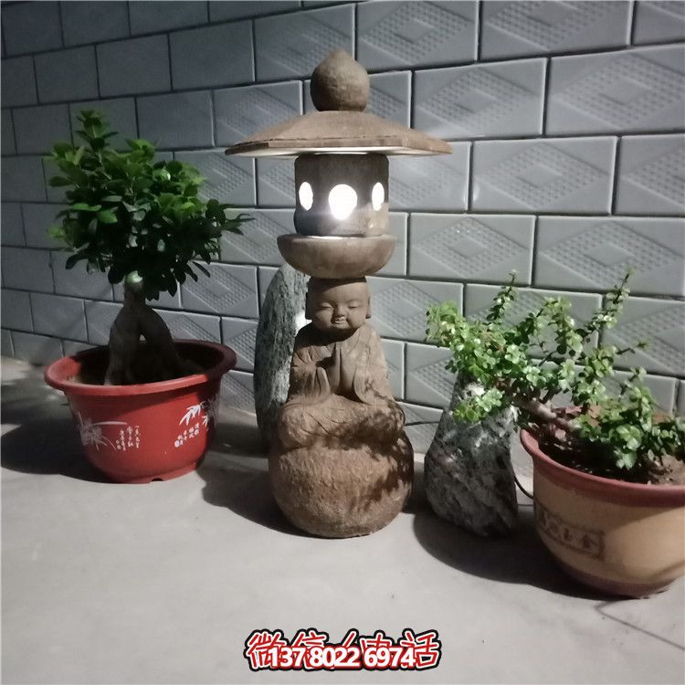 日式寺院仿古青石頭燈地?zé)魬敉鈹[件太陽(yáng)能石燈 日式寺院仿古青石頭燈地?zé)魬敉鈹[件太陽(yáng)能石燈