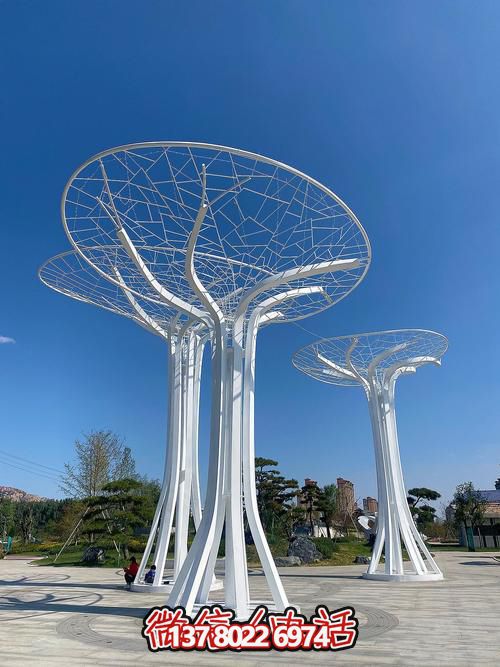 現代綠韻——大型不銹鋼戶外雕塑